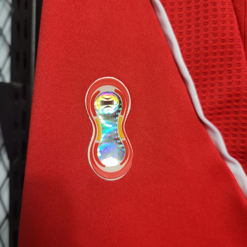 Retro 2006/07 Liverpool Home Jersey