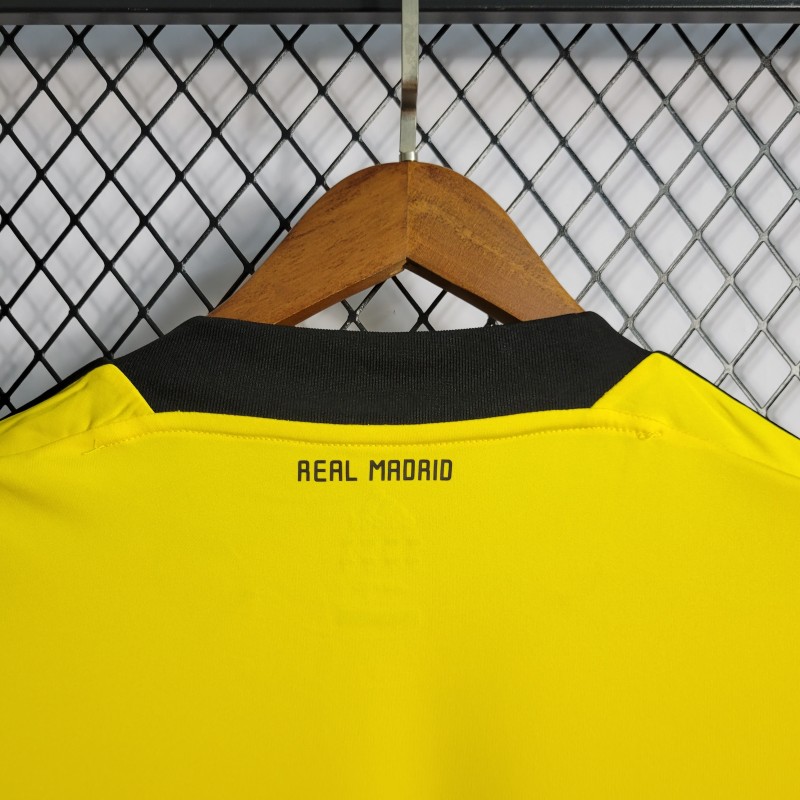 Retro 2011/12 Real Madrid Yellow Goalkeeper Jersey