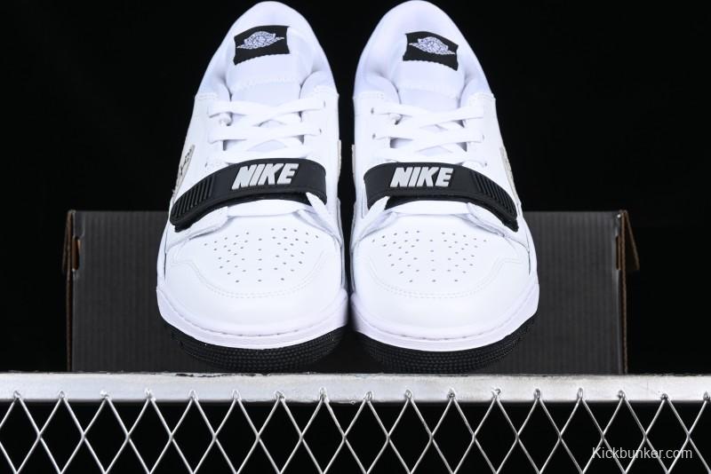 Air Jordan Legacy AJ312 Low Sneakers