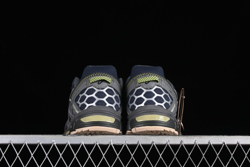 Asics Gel-Kahana 8 Retro Casual Running Shoes - 1011B387-021