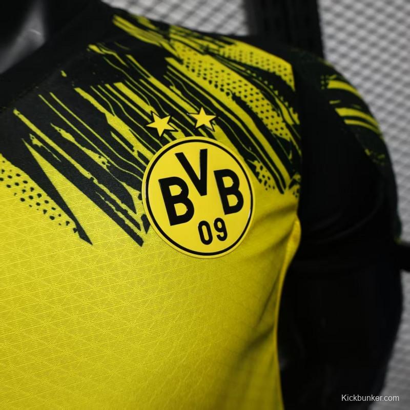 Player Version 25/26 Borussia Dortmund Home Yellow with Black Brush Stroke Jersey