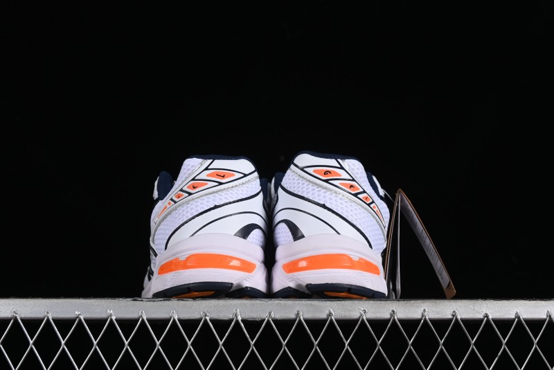 Asics Tiger GEL-1130 Low-Top Retro Running Shoes with GEL Cushioning and Outdoor Style - 1201A256-106