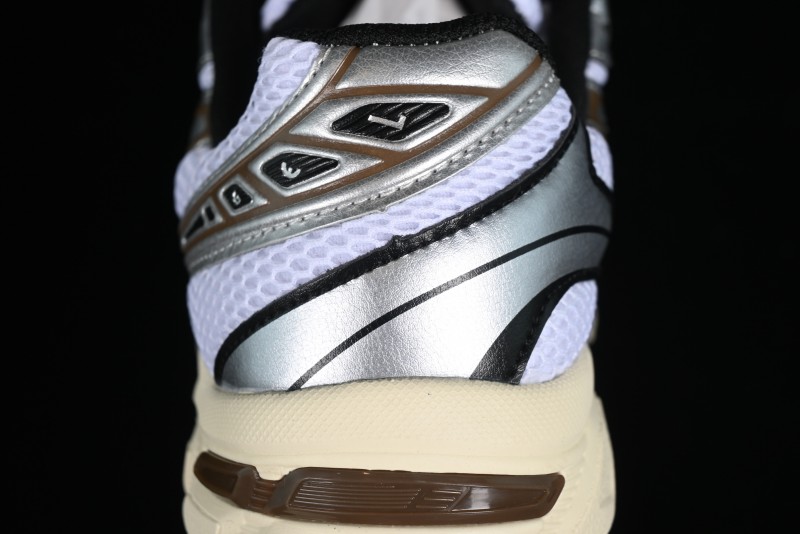 Asics Tiger GEL-1130 Low-Top Retro Running Shoes with GEL Cushioning and Durable Outsole - 1201A256-113