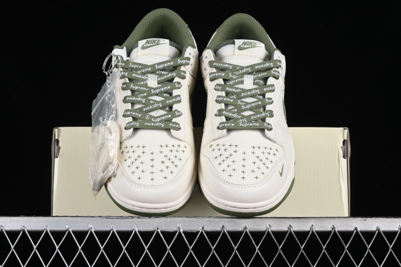 Nike SB Dunk Low Supreme Collaboration - Military Green Canvas Anniversary Custom Low-Top Casual Skate Shoes - BB6698-516