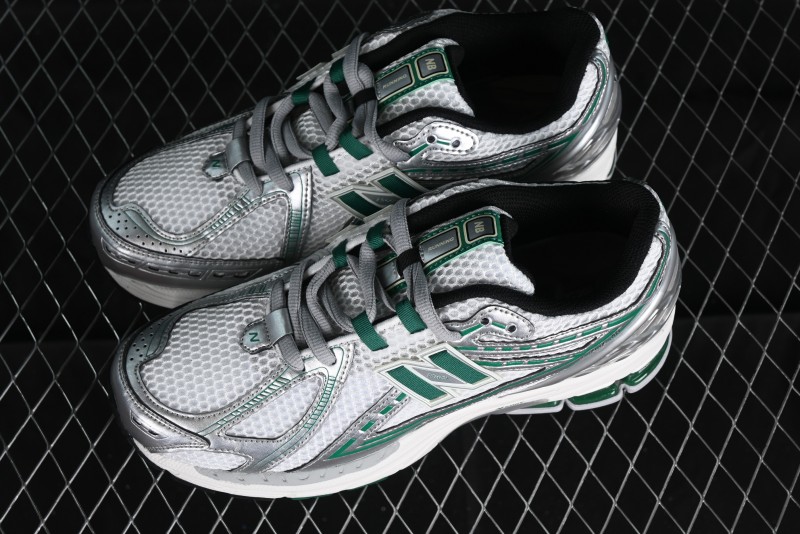 New Balance 1906 Series Retro Dad Style Casual Running Shoes - M1906RFN