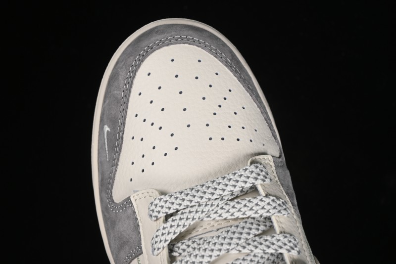 Nike SB Dunk Low Stussy Collaboration - Grey Pig Suede Patchwork Anniversary Custom Low-Top Casual Skate Shoes - CF3688-016