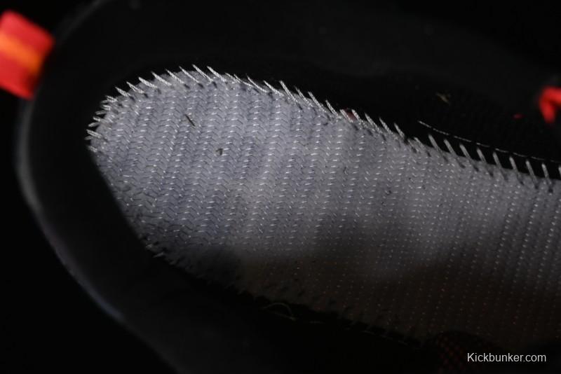 Nike Air Humara Retro Trail Running Shoes with 1990s Outdoor Style - FJ7109-001