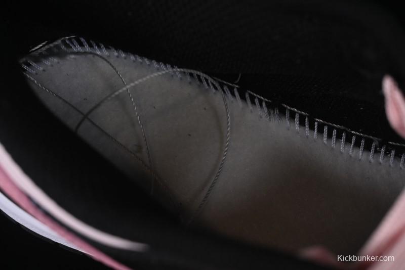 Nike SB Dunk Low Casual Skate Shoes in Blackberry Pink - CW1590-100