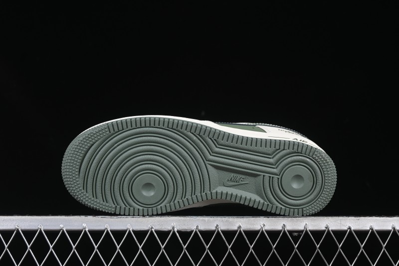 Nike Air Force 1 '07 Low The North Face Collaboration Beige Green Mini Swoosh Casual Sneakers - KK1988-043