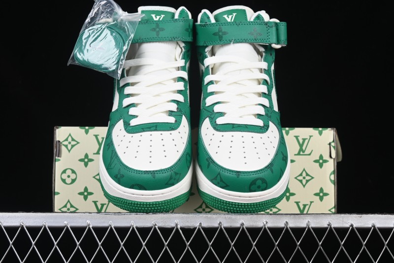 Nike Air Force 1 '07 Mid Casual Sneakers in Green - LL0222-002