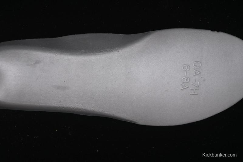 New Balance Fresh Foam X More V3TDS Low-Top Running Shoes with Durable Slip-Resistant Outsole - MTMORUG3