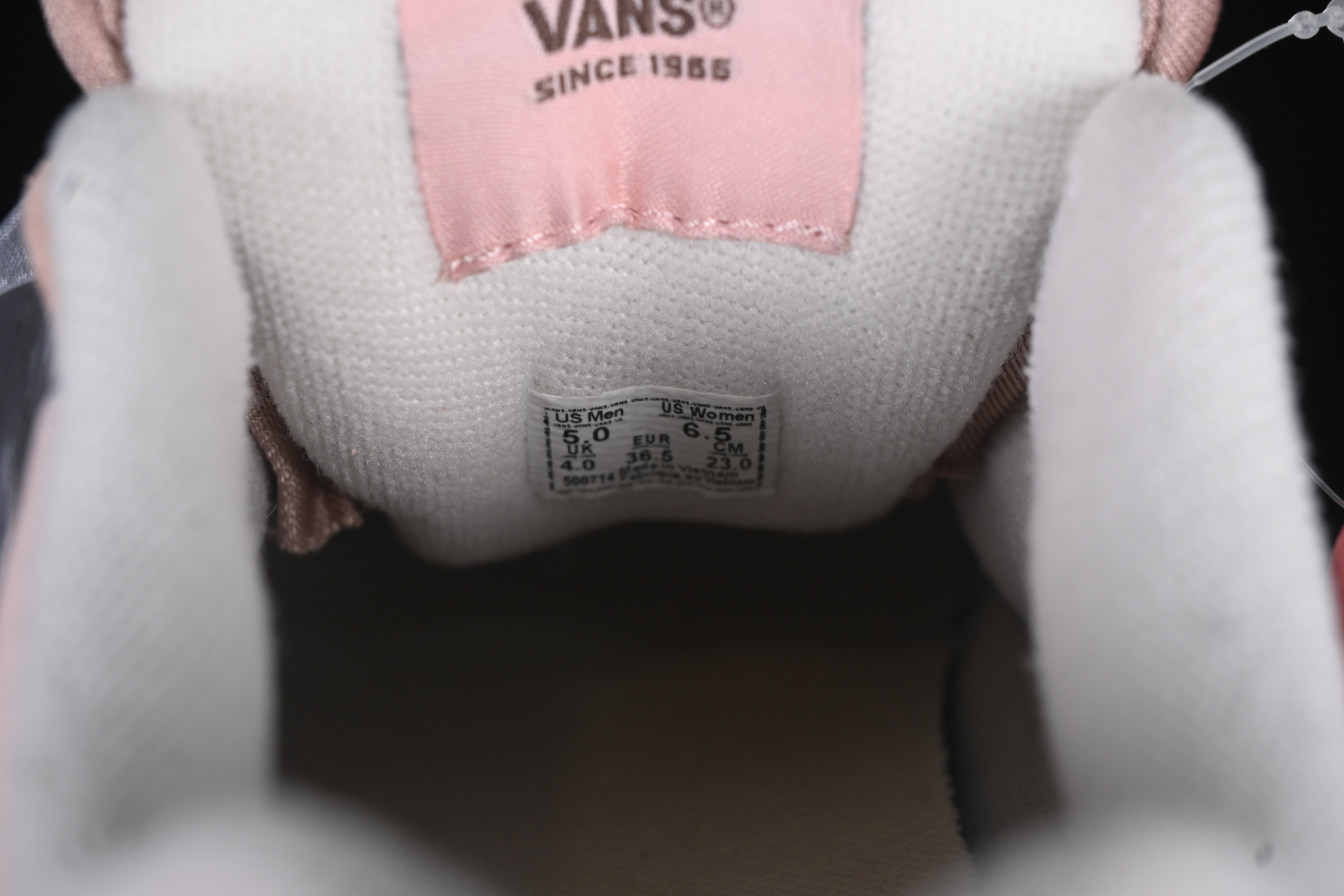 Vans Knu Skool Low-Top Retro Chunky Sneakers - VN000D75F94