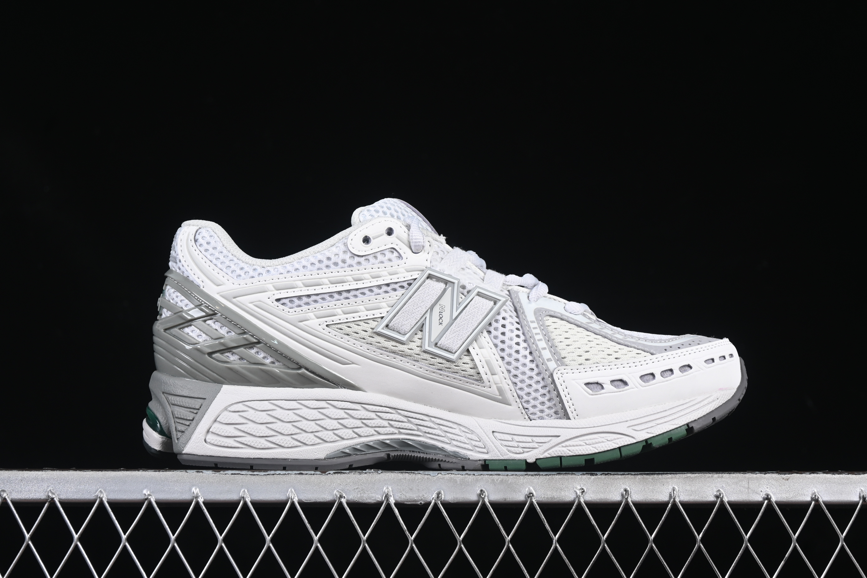 New Balance 1906 Series Retro Dad Style Casual Running Shoes - M1906RGP