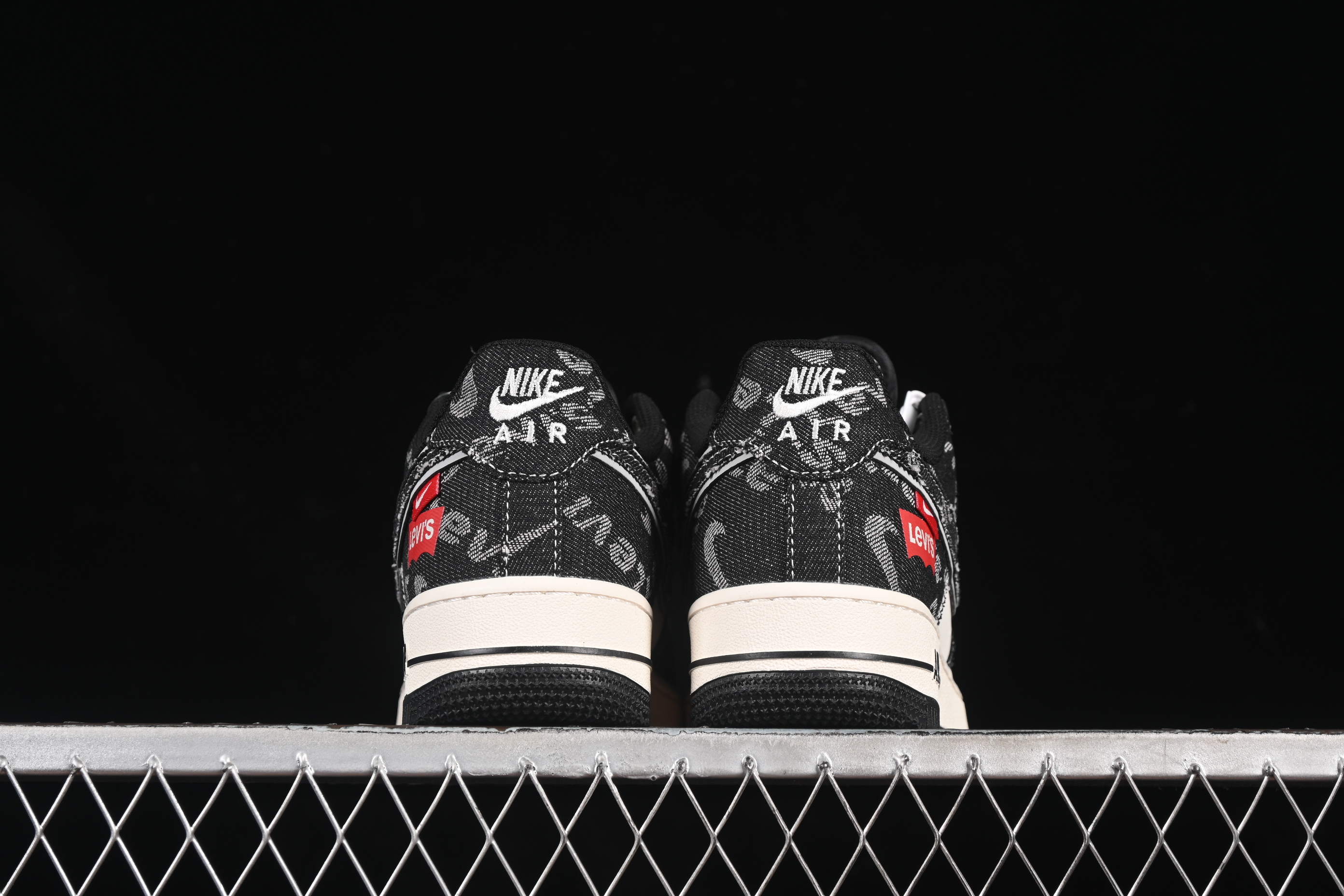 Nike Air Force 1 '07 Low Levi's Collaboration Dual-Tone Black Denim Casual Sneakers - YX5066-312