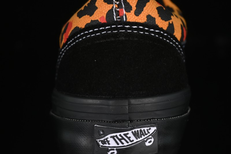 Vans Old Skool 36 Low-Top Retro Skate Shoes - VN000D56BKA