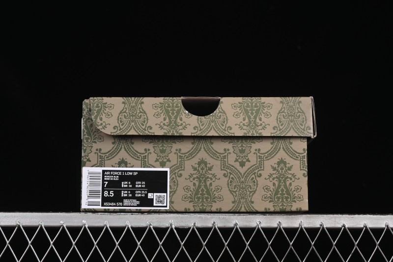 Nike Air Force 1 '07 Low Gucci Collaboration Large Swoosh Gum Sole Casual Sneakers - XS3464-576