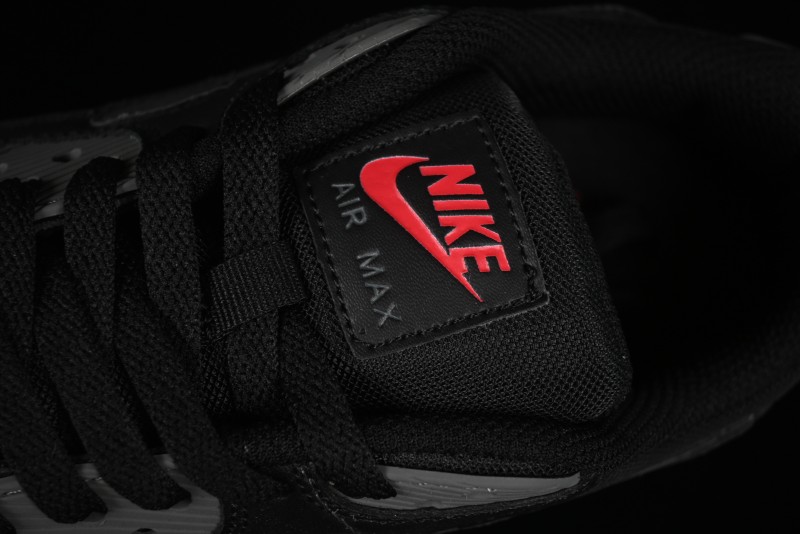 Nike Air Max 90 Retro Running Shoes with Air Cushion Technology - DH4095-001
