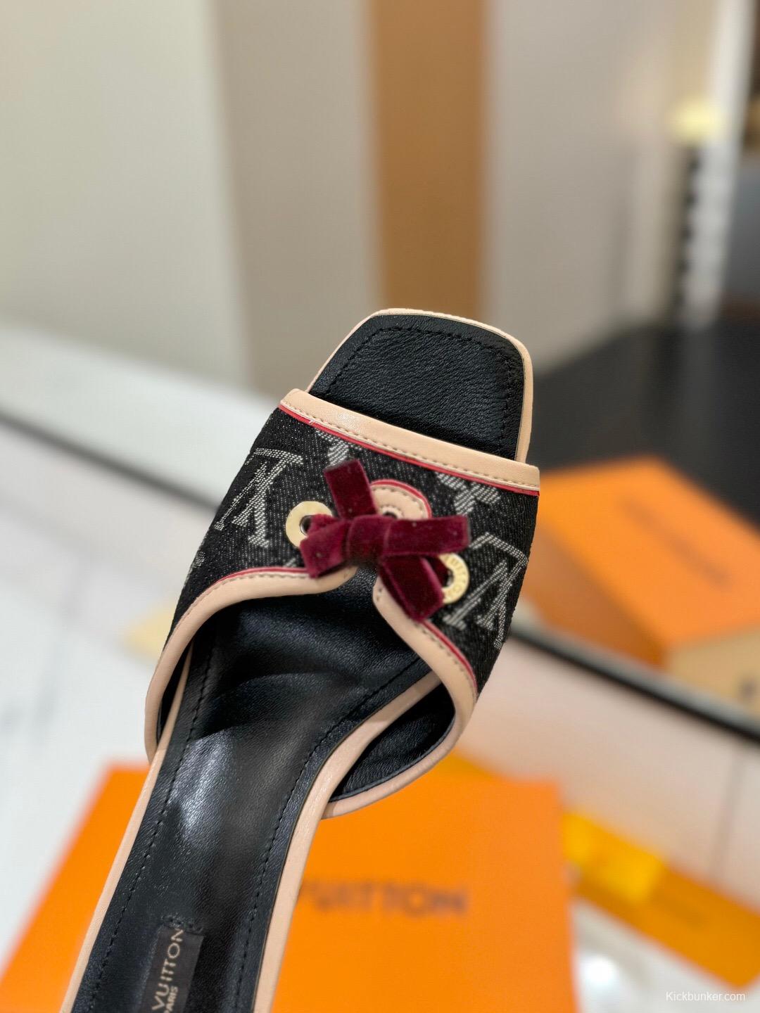 2025 Women Louis Vuitton Black Beige Canvas Kitten Heel Bow KFY00310