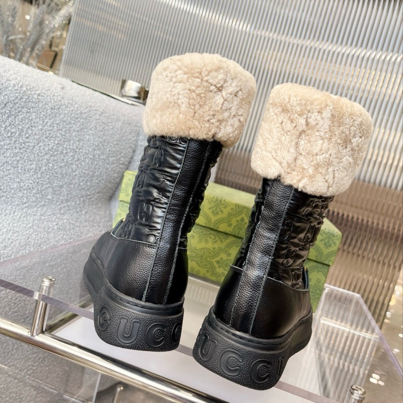 2024 Women Gucci Black Sheepskin Snow Boots Metallic Hardware MJ00420