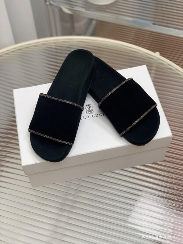 2025 Women BRUNELLO CUCINELLI Black Imported Suede Flat Sandals Handcrafted Beaded Chain Decoration KFY00240(F)