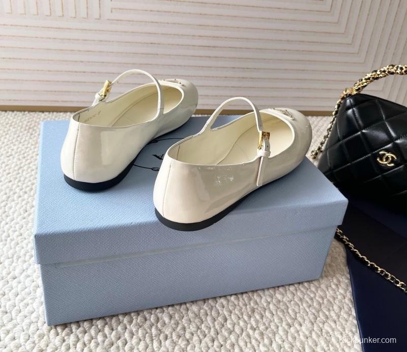 2025 Women Prada White Patent Leather Mary Jane Flat Shoes