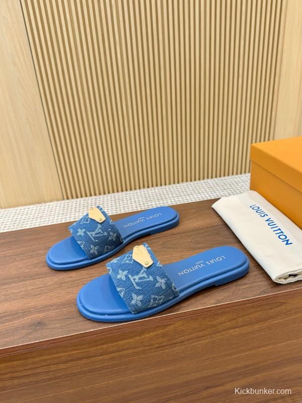 2025 Women Louis Vuitton Blue Denim Leather Slippers LY00200