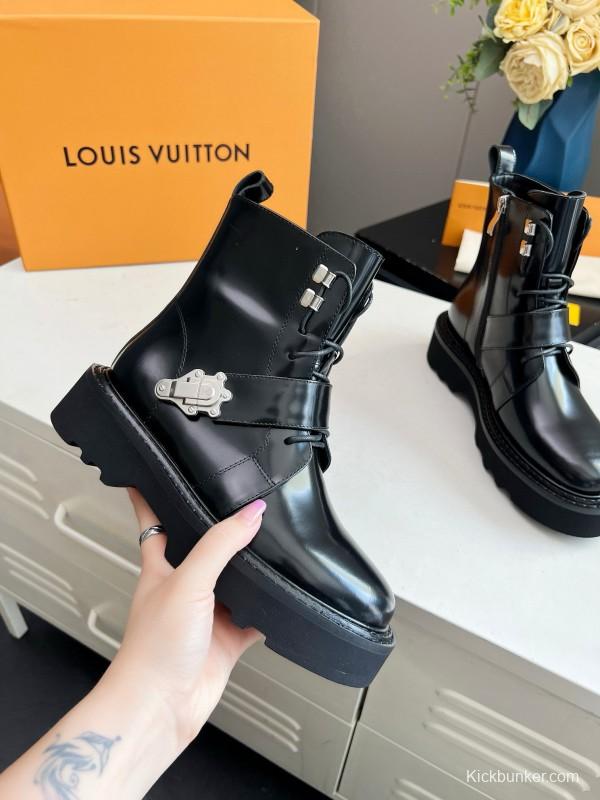 2024 Women Louis Vuitton Black Calfskin Leather Boots MJ00310