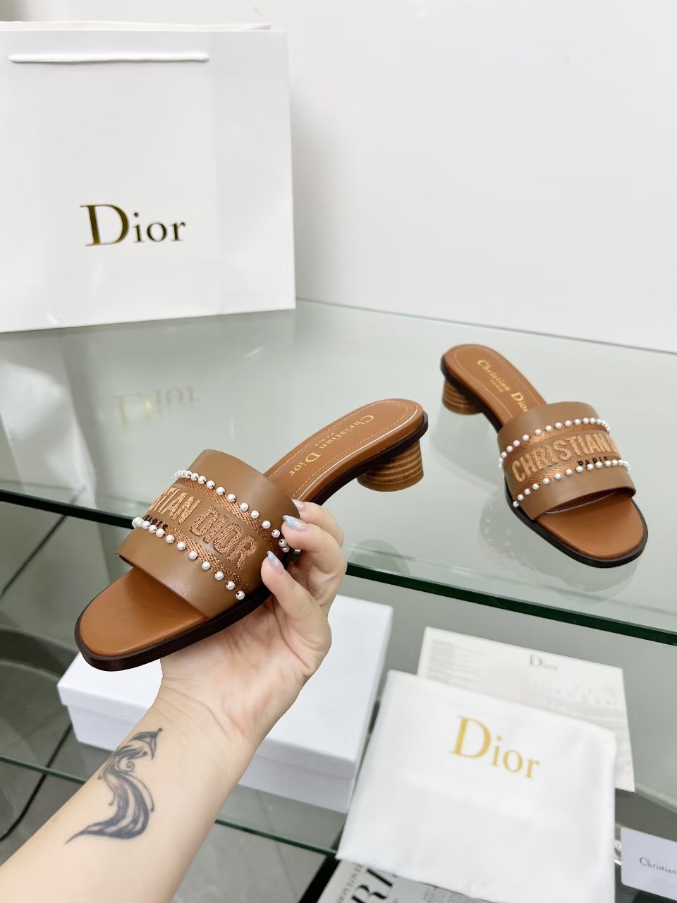 2025 Women Dior Brown Leather Mule Beaded LY00210