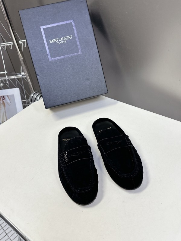 2025 Women Yves Saint Laurent Black Suede Loafers KFY00330