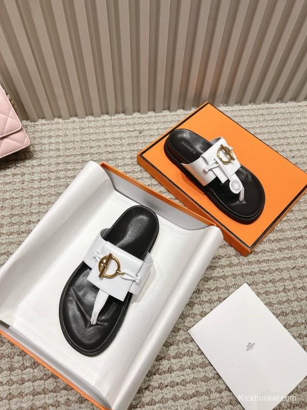 2025 Women Hermès White Leather Slippers LY00270