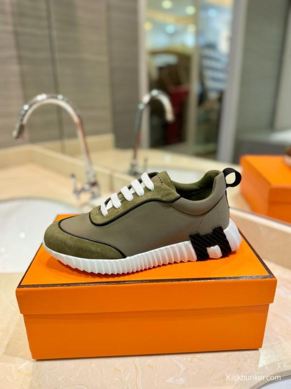 2024 Unisex Hermès Khaki Suede Waterproof Fabric Casual Sneakers MJ00320