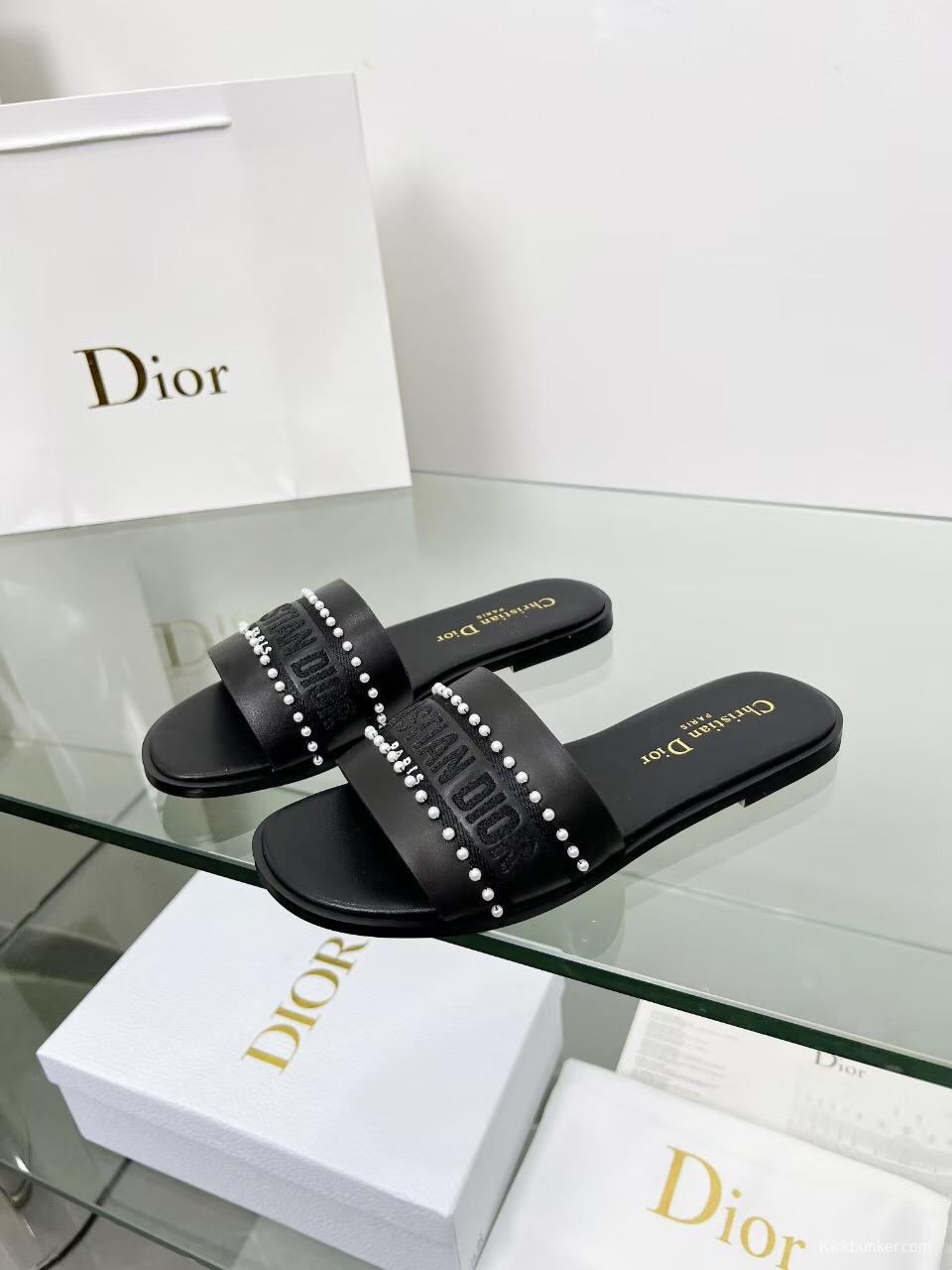 2025 Women Dior Black Leather Slippers Pearl Embellishment LY00190