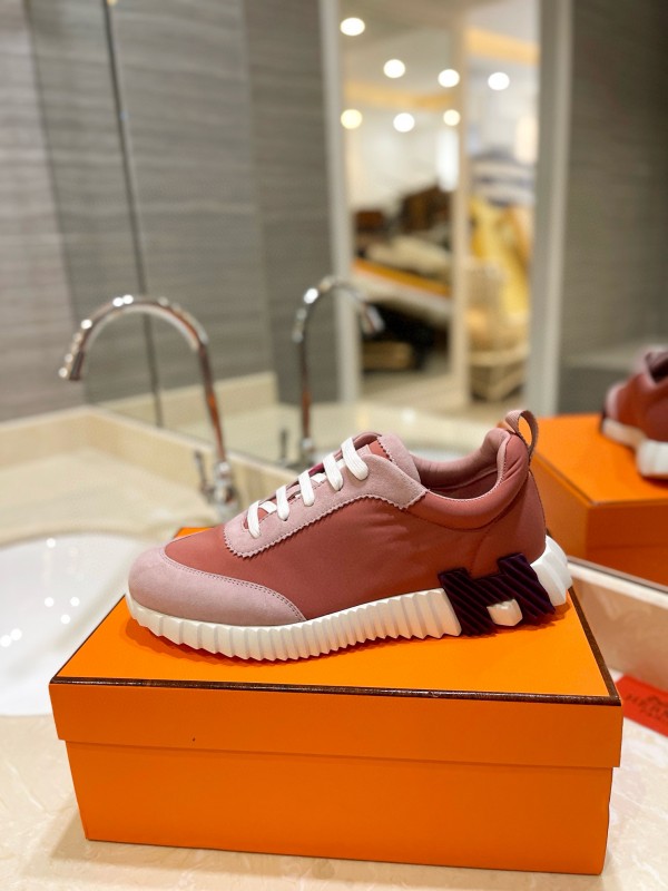 2024 Women Hermès pink beige suede mesh sneakers MJ00320