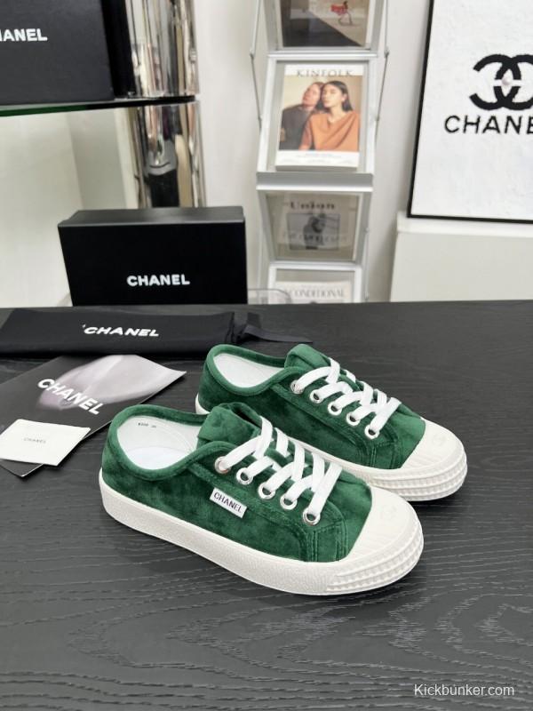 2025 Women Chanel Green Suede Sneakers LY00230
