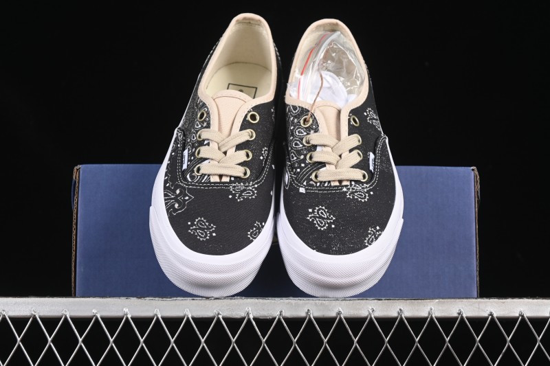 Vans Authentic 44 Slip-On Skate Shoes - VN000D5KESB