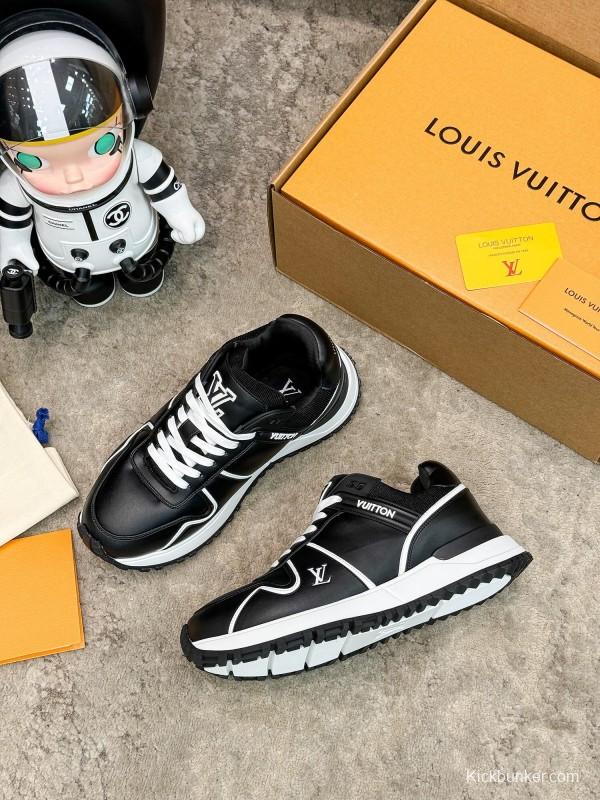 2025 Unisex Louis Vuitton Black White Leather Sneakers Run Away Maxi AS00390