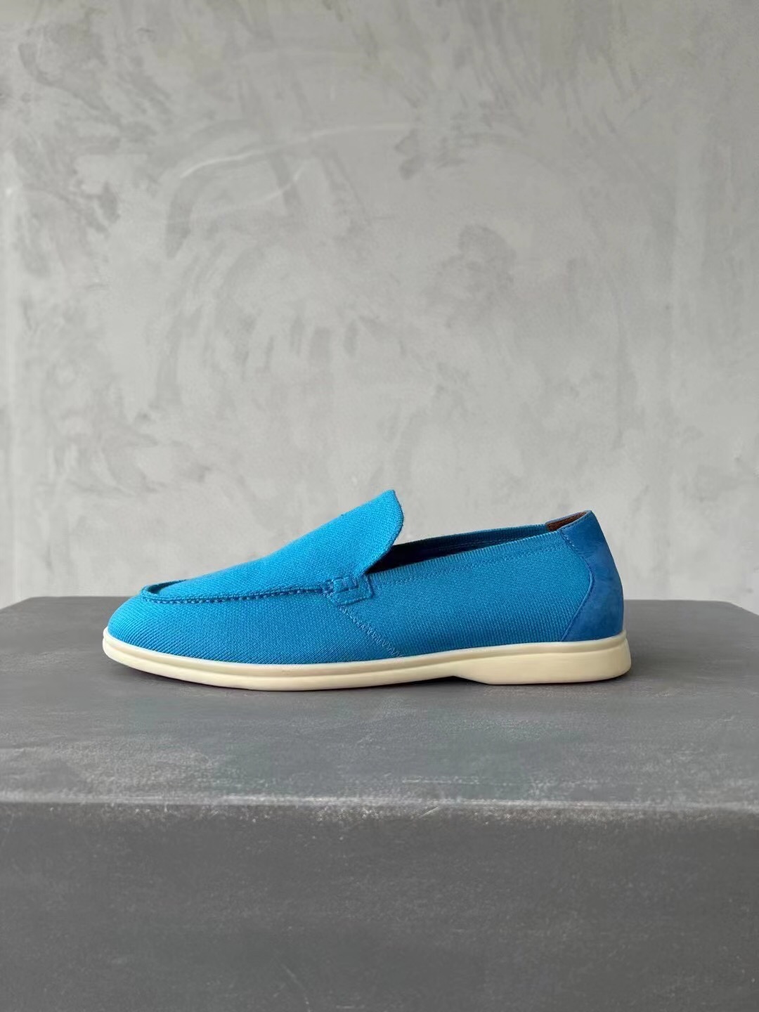 2025 Unisex Le Parmentier Blue Wool Blend Loafers AS00280