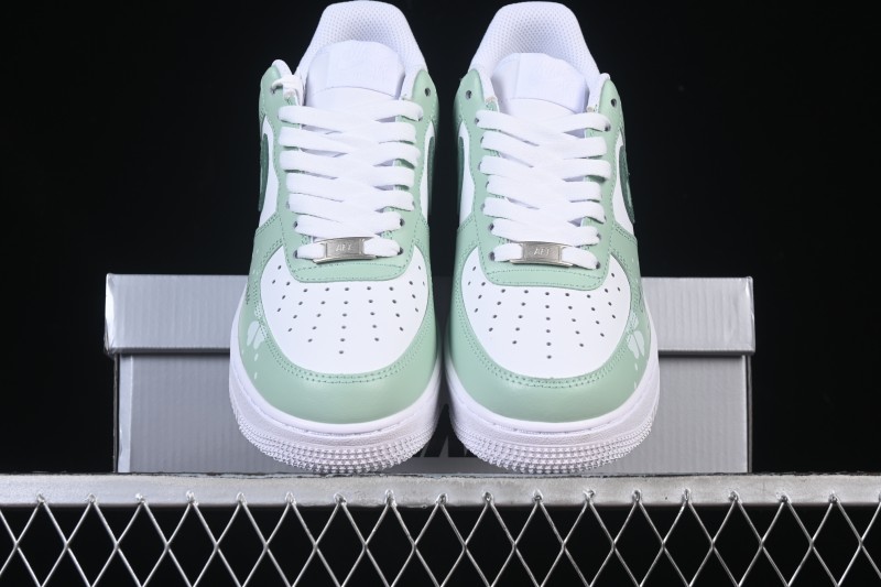 Nike Air Force 1'07 Low Clover Casual Sneakers - ZH0316-098