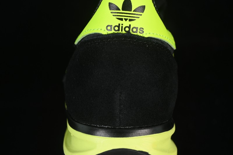 Adidas Originals SL 72 OG Retro Running Shoes with Classic Suede Design - IG4647