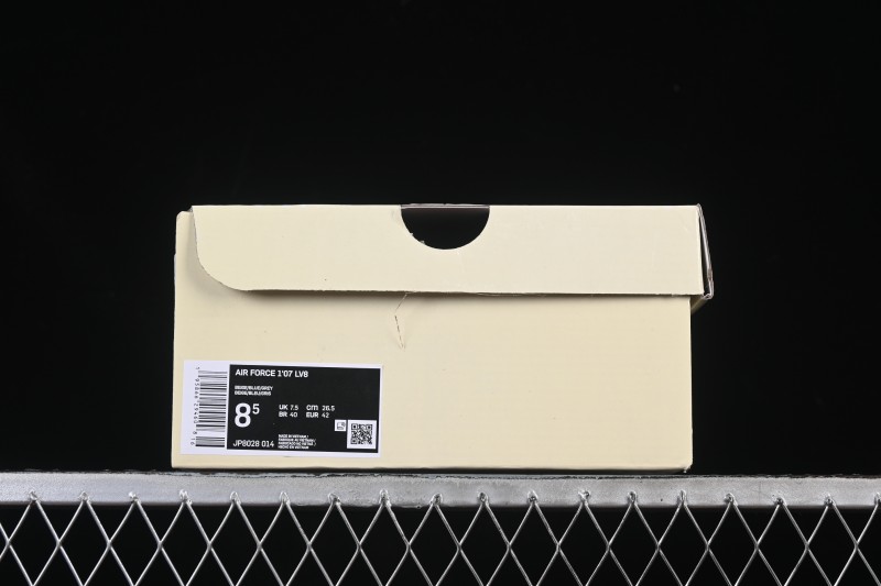 Nike Air Force 1 '07 Low Casual Sneakers with Full-Length Air Cushion - JP8028-014