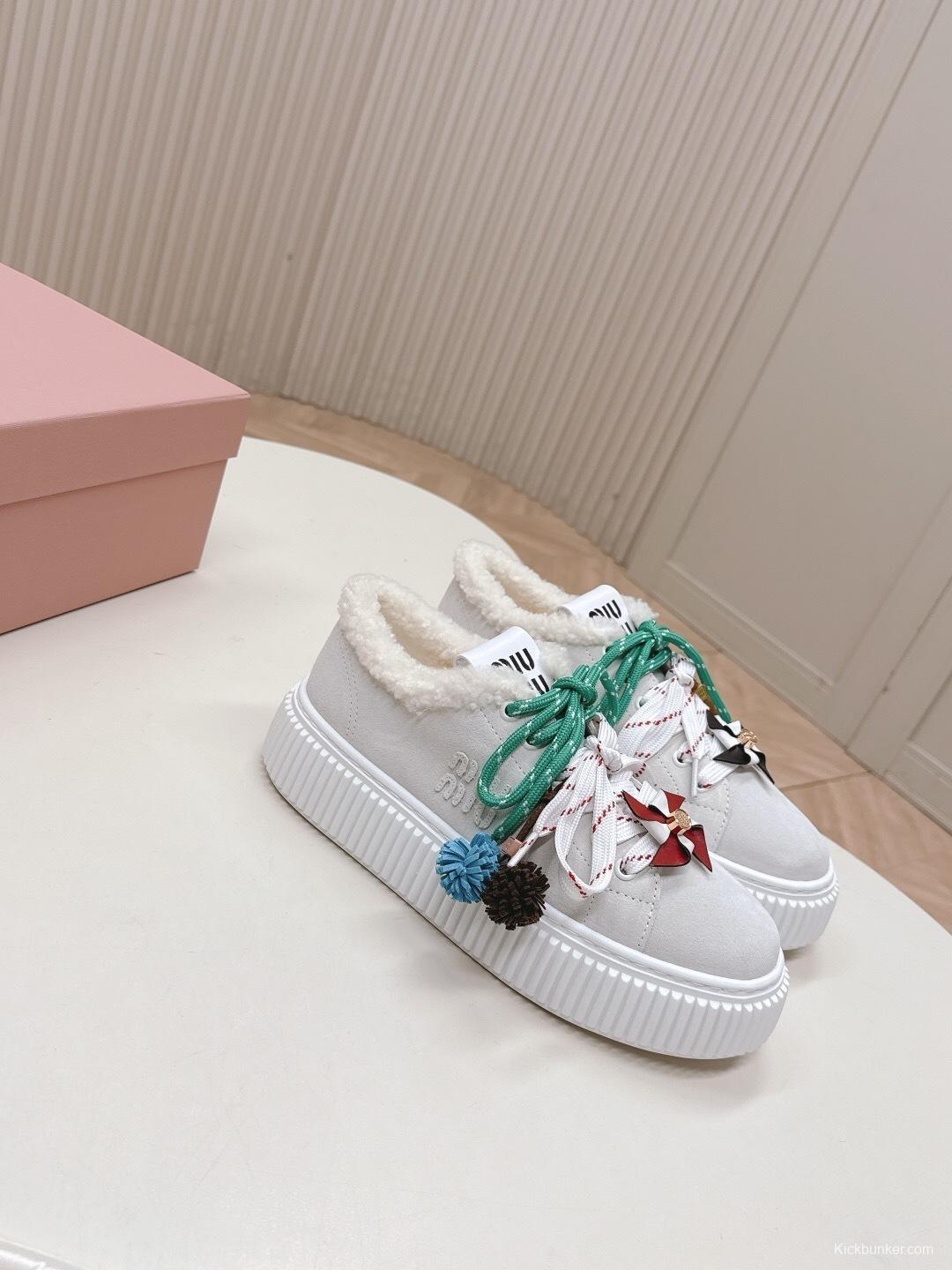 MIUMIU 3D Embroidered Platform Casual Shoes - LY00320/LY00340