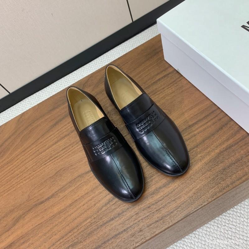 Maison Margiela SS 2025 Retro Slim-Fit Loafers - KFY00320