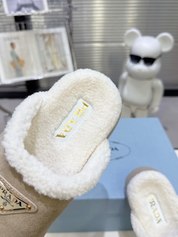 Prada Spring/Summer 2025 Popular Early Spring Fur Slippers - KFY00280