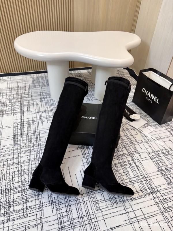 Chanel Classic Chunky Heel Back Zipper Long Boots - LY00360