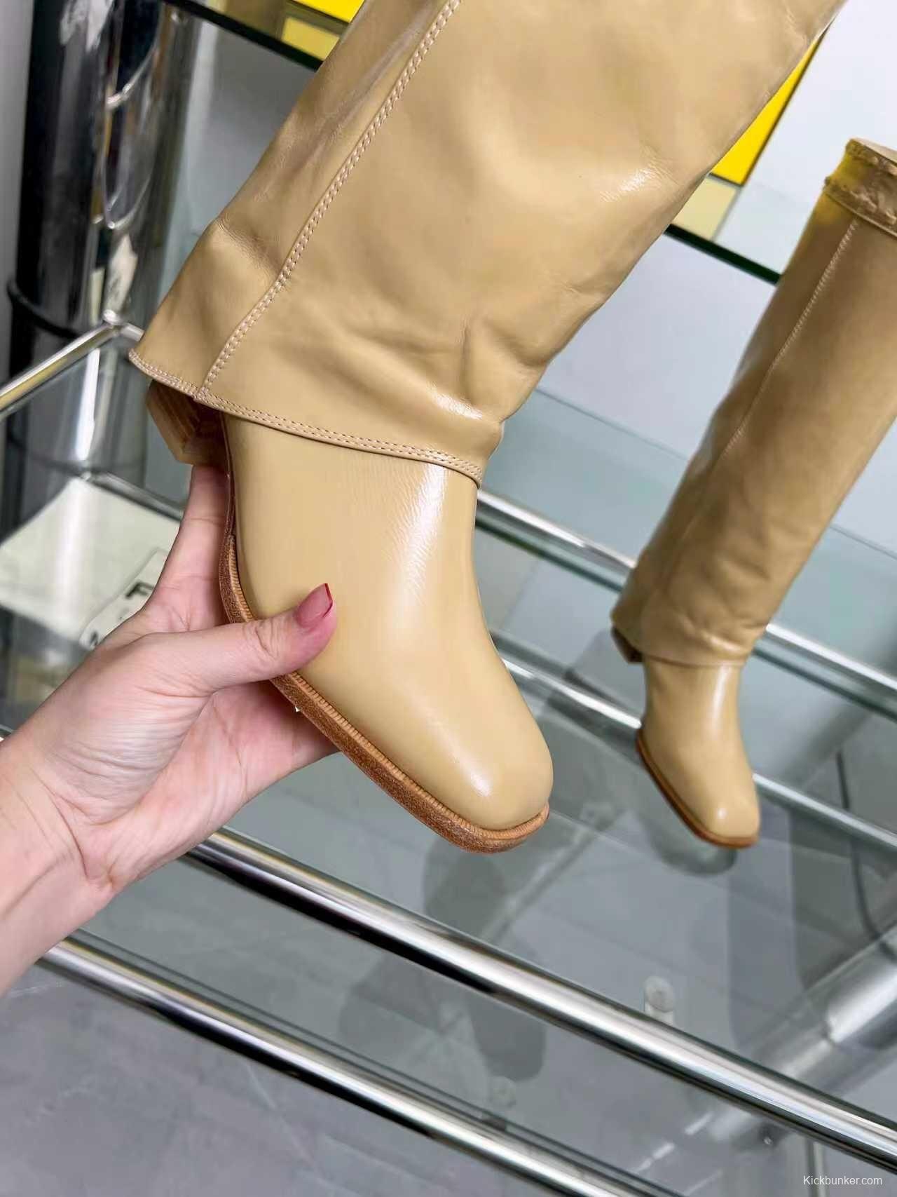 Fendi 2025 SS Wide-Calf Boots with Block Heel - LY00440/LY00510