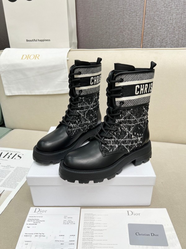 Dior Fall/Winter 2025 Retro Work Boots with Innovative Tech Embroidery - YL00350