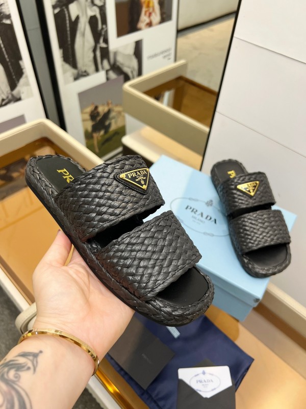 Prada 2025 SS Raffia Handwoven Open-Toe Sandals - KFY00260