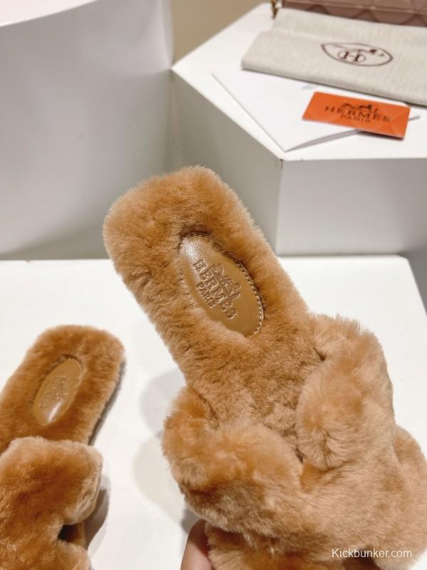 Hermès 2025 SS Love Slippers Flat Wool Slippers - LY00240