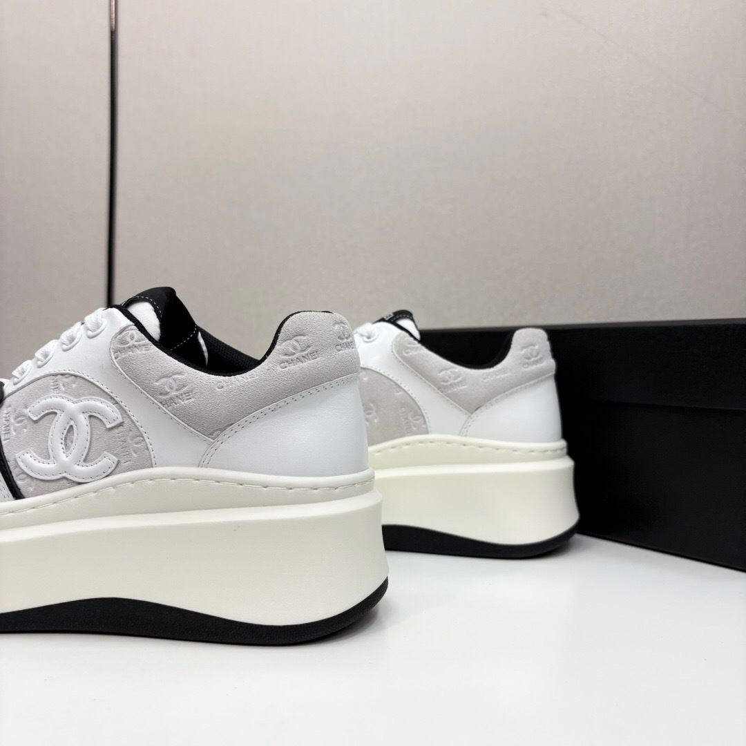 Chanel 2025 SS Panda Casual Sneakers - LY00340