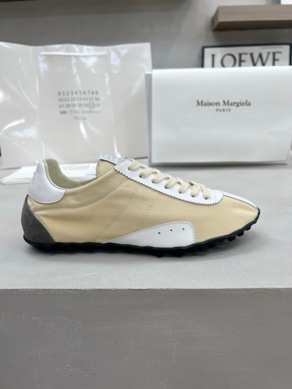 Maison Margiela Couple Sports Casual Shoes - AS00240